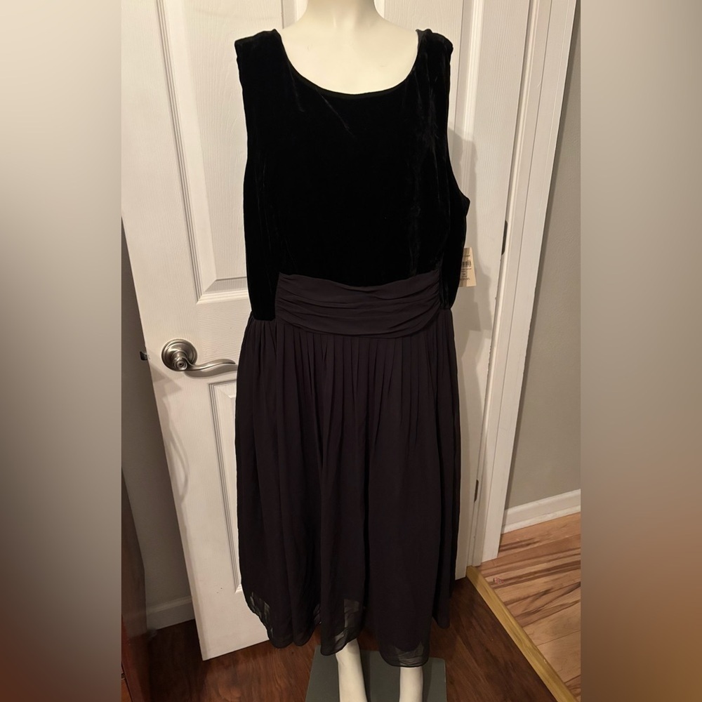Coldwater Creek party perfect velvet dress NWT 18 $139